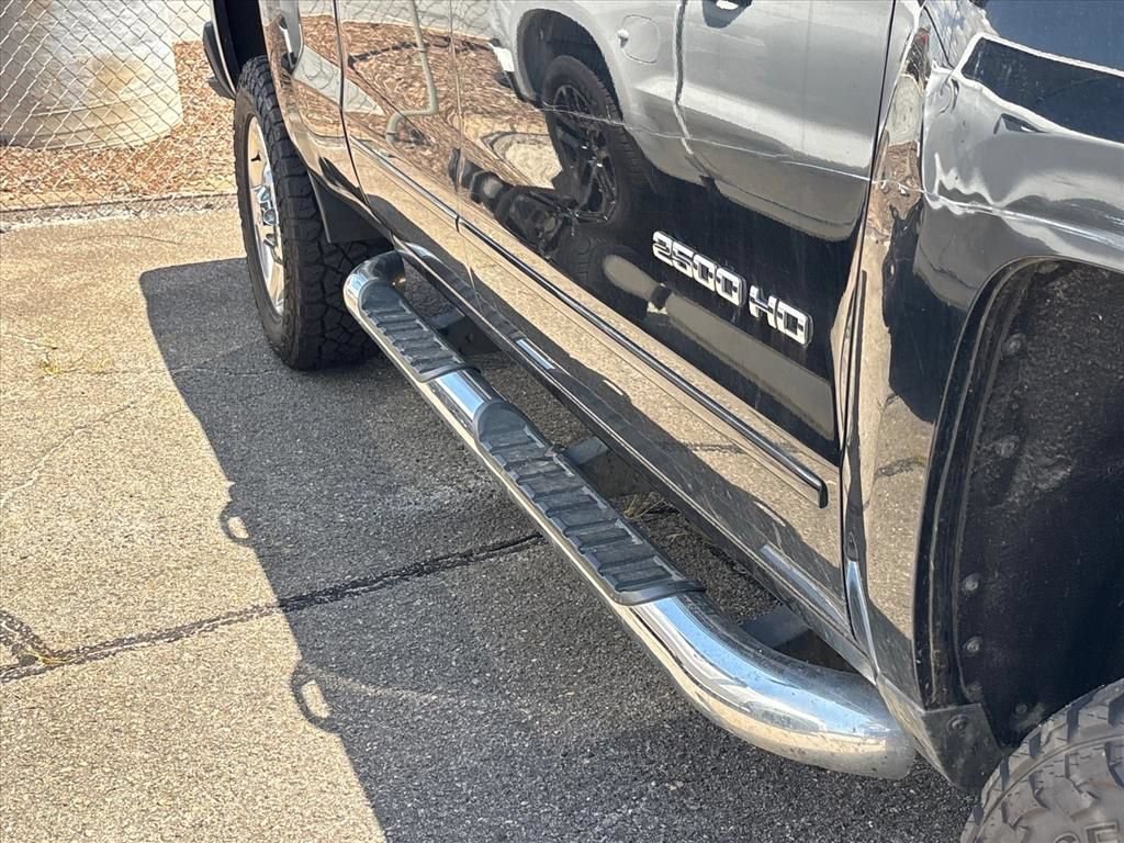 Used 2017 Chevrolet Silverado 2500 LT w/ All Star Edition AWD/4WD image 6