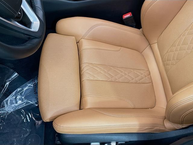 Used 2023 BMW 530e xDrive w/ Premium Package image 21