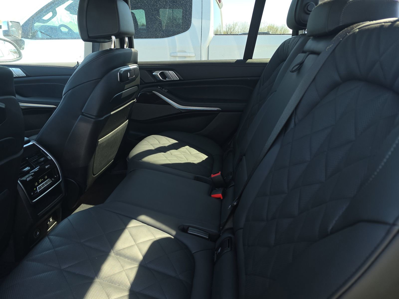 Used 2026 BMW X7 xDrive40i AWD/4WD image 14