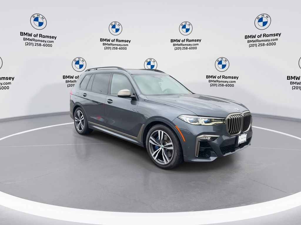 Used 2021 BMW X7 M50i w/ Dynamic Handling Package AWD/4WD image 2