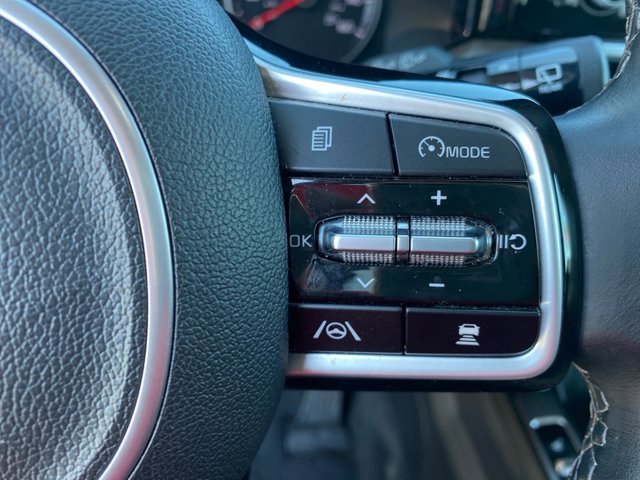 Certified 2022 Kia Sorento X-Line EX image 18