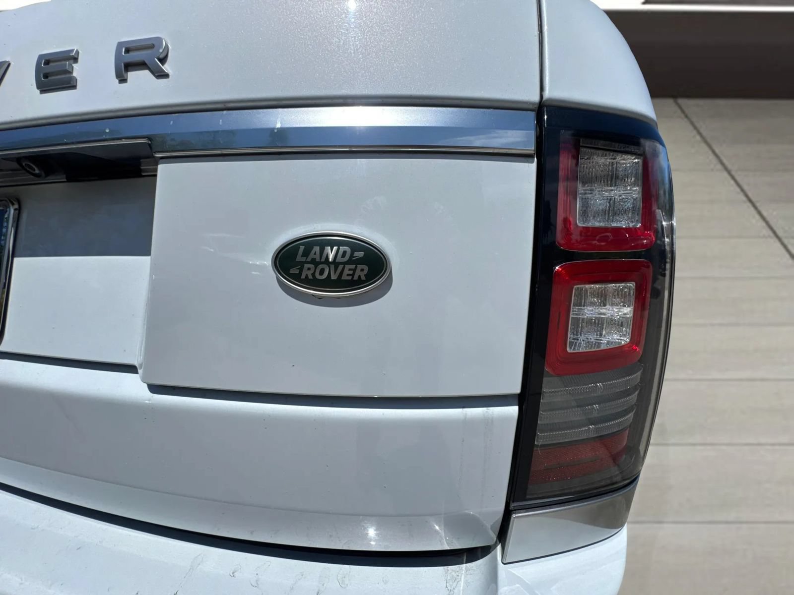 Used 2015 Land Rover Range Rover Supercharged AWD/4WD image 61