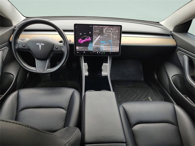 Used 2018 Tesla Model 3 Mid Range image 12