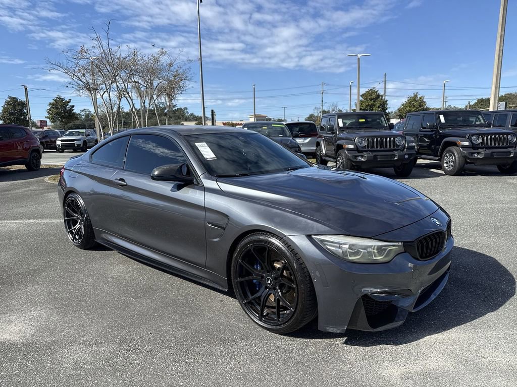 Used 2018 BMW M4 Coupe image 1