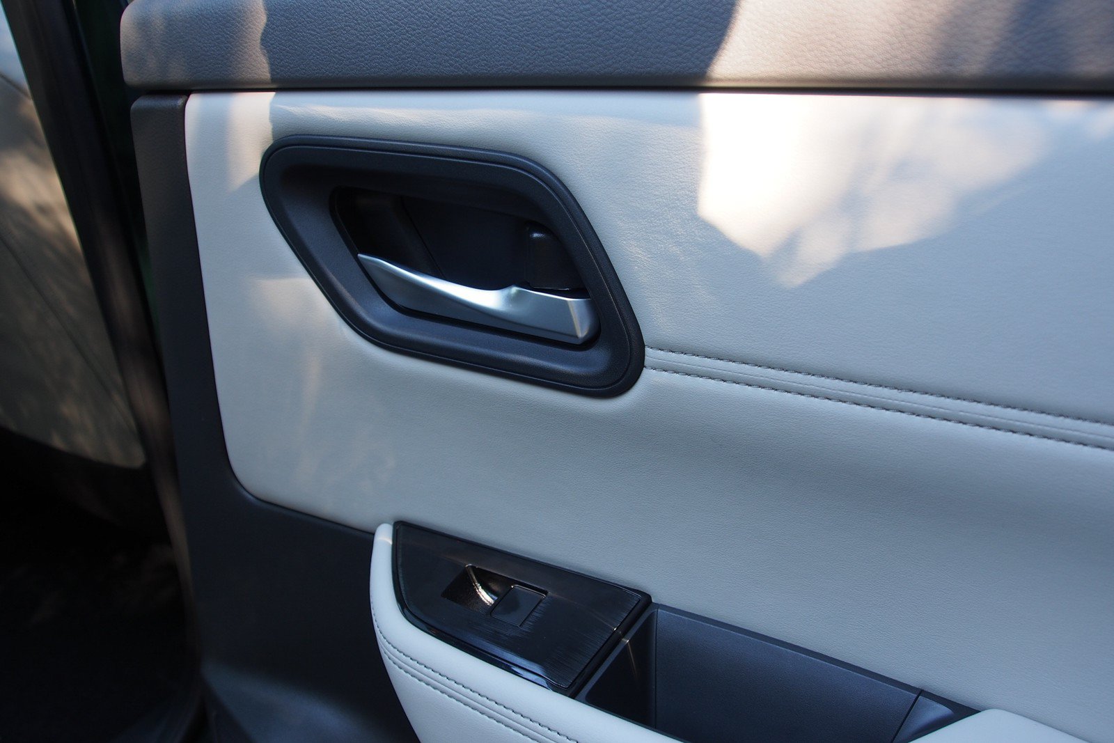 New 2026 Nissan Rogue Dark Armor FWD image 15