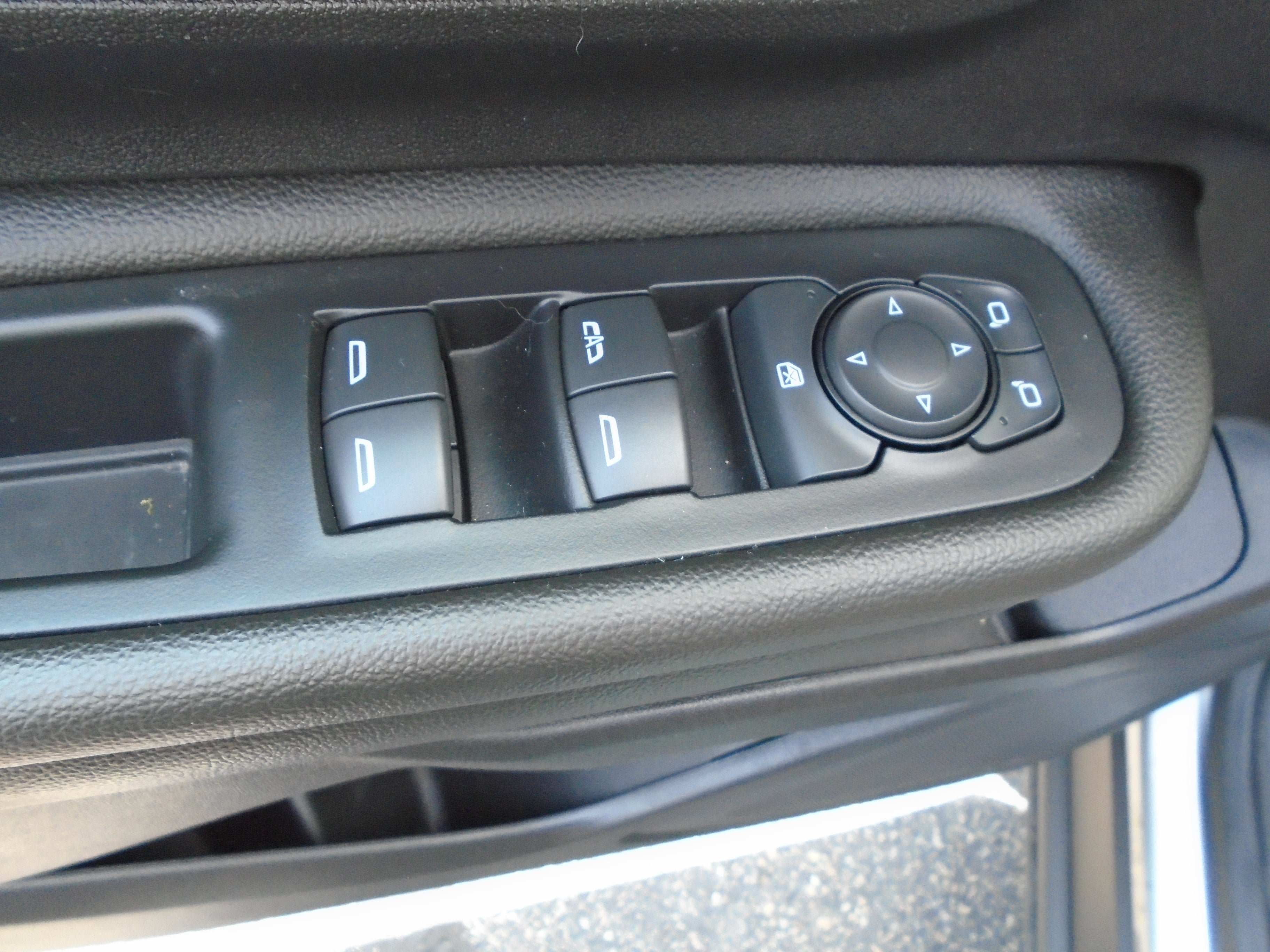 Used 2021 GMC Terrain SLE w/ Driver Convenience Package AWD/4WD image 46