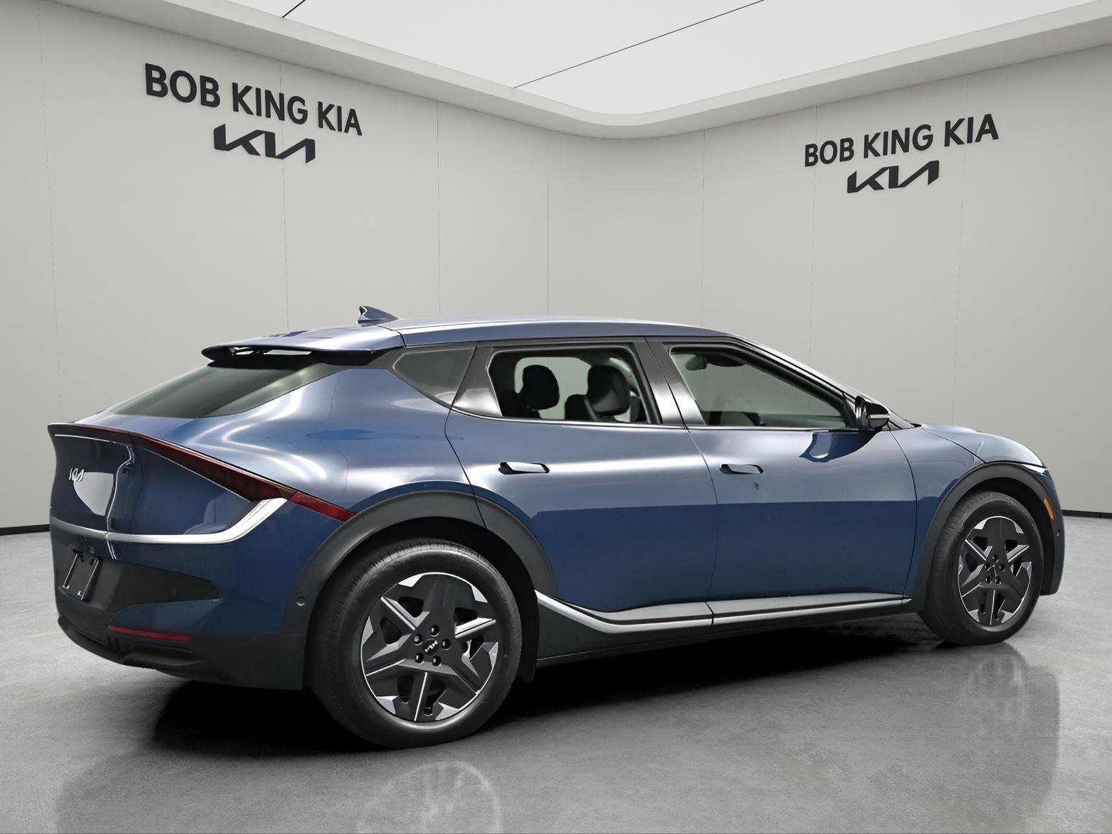 New 2025 Kia EV6 Light w/ Light LR Technology Package image 4