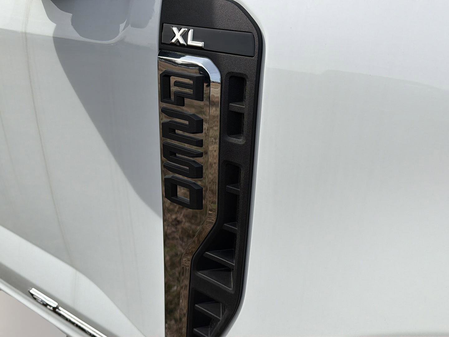 New 2025 Ford F250 XL w/ XL Chrome Package RWD image 5
