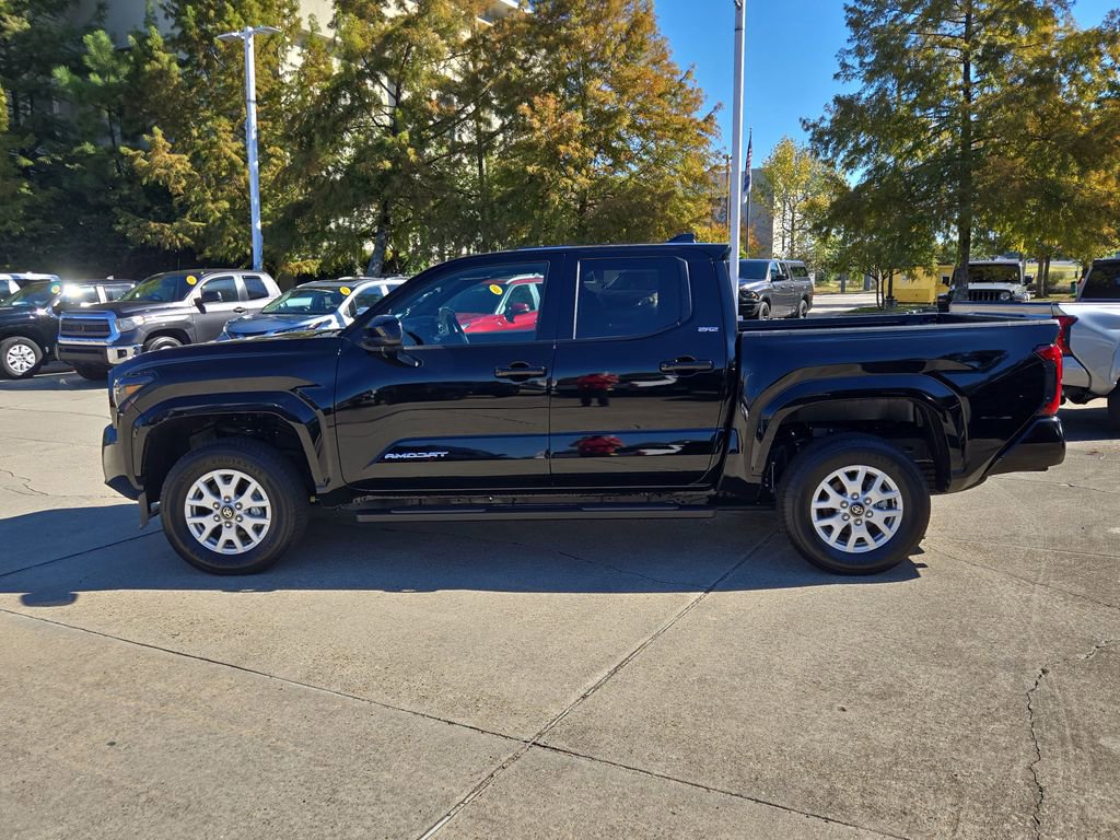 Certified 2025 Toyota Tacoma SR5 image 2