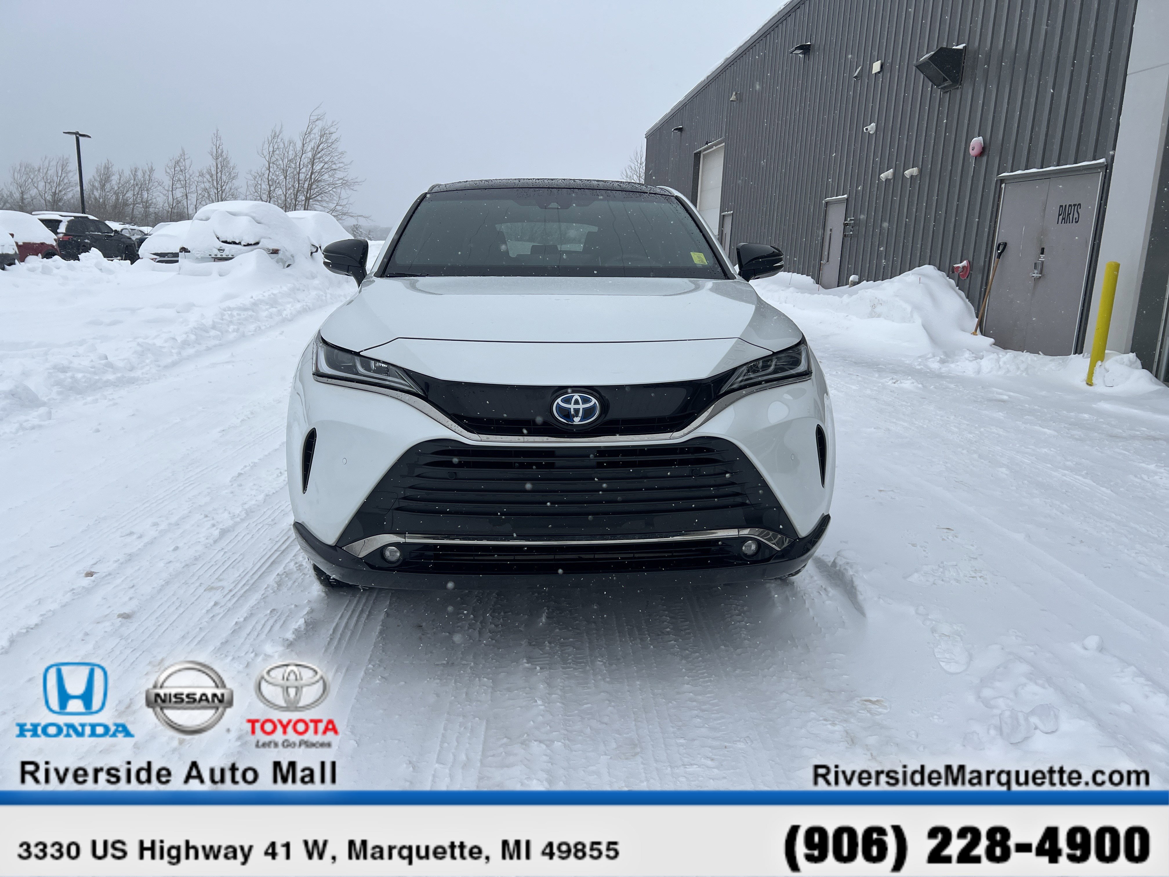 Used 2024 Toyota Venza Nightshade AWD/4WD image 2