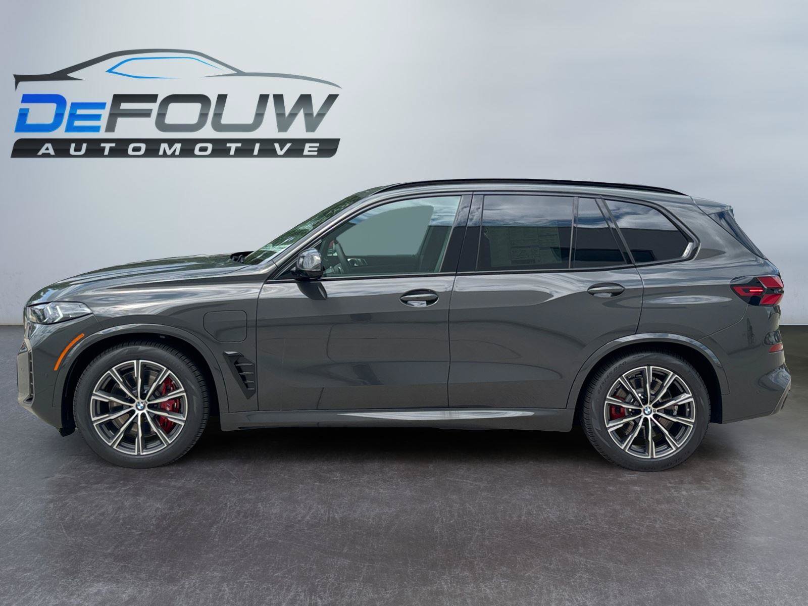 New 2026 BMW X5 xDrive50e w/ M Sport Package AWD/4WD image 6
