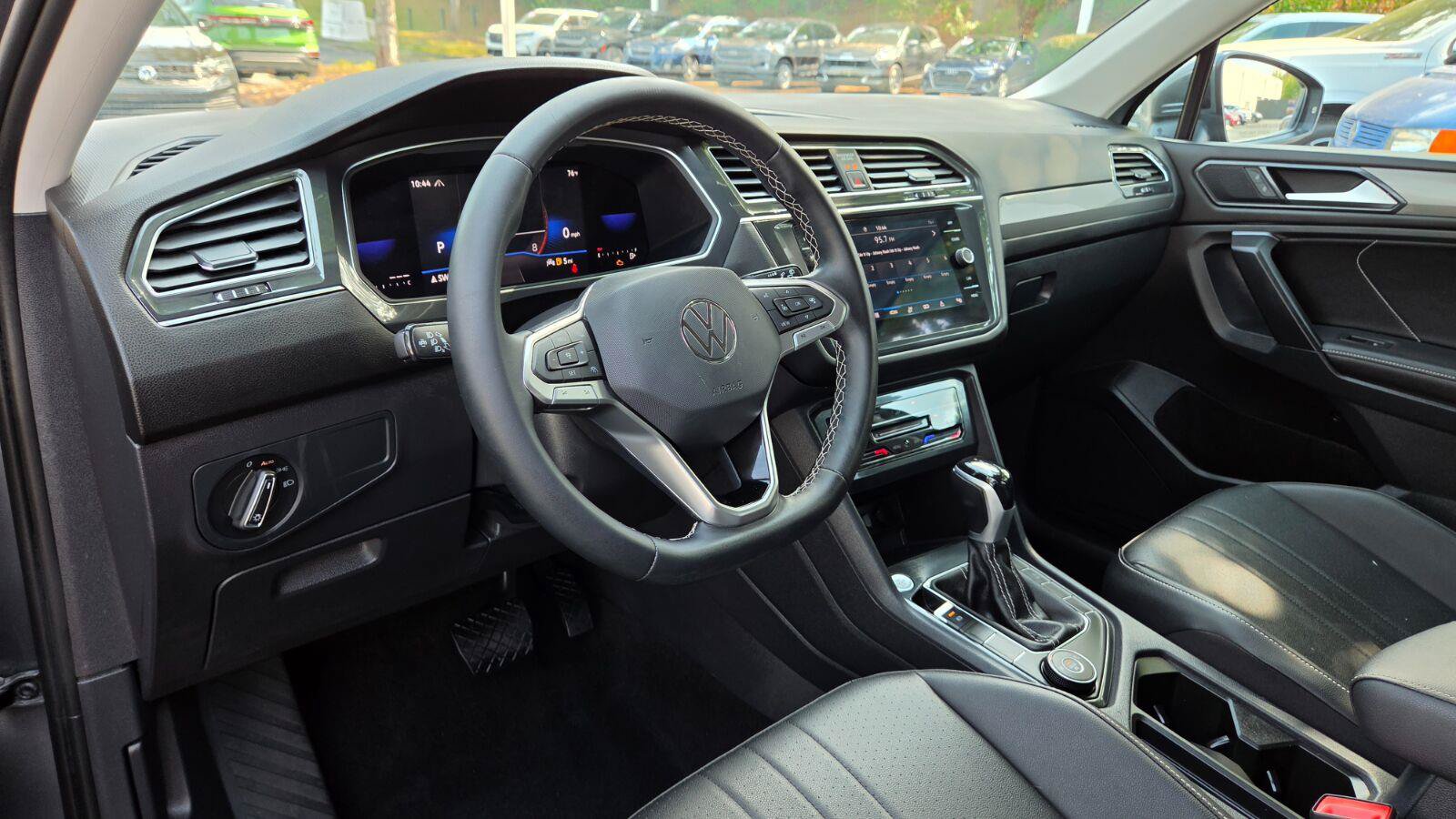 Certified 2023 Volkswagen Tiguan SE AWD/4WD image 22