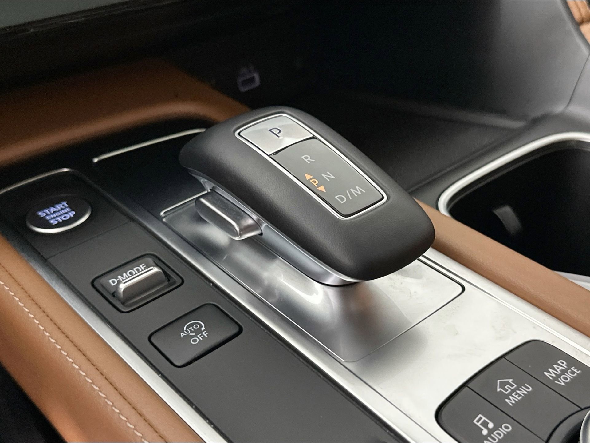 Used 2024 INFINITI QX60 Sensory w/ Vision Package image 17