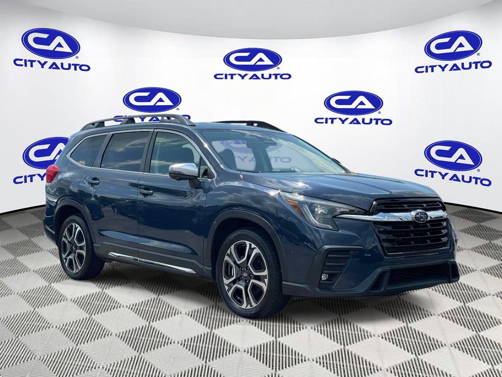 Used 2023 Subaru Ascent Limited w/ Technology Package