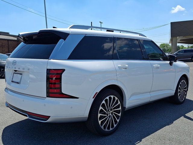 Used 2026 Hyundai Palisade Calligraphy FWD image 4