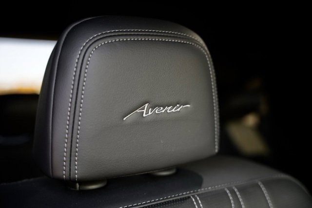 Used 2025 Buick Enclave Avenir w/ Super Cruise Package image 27