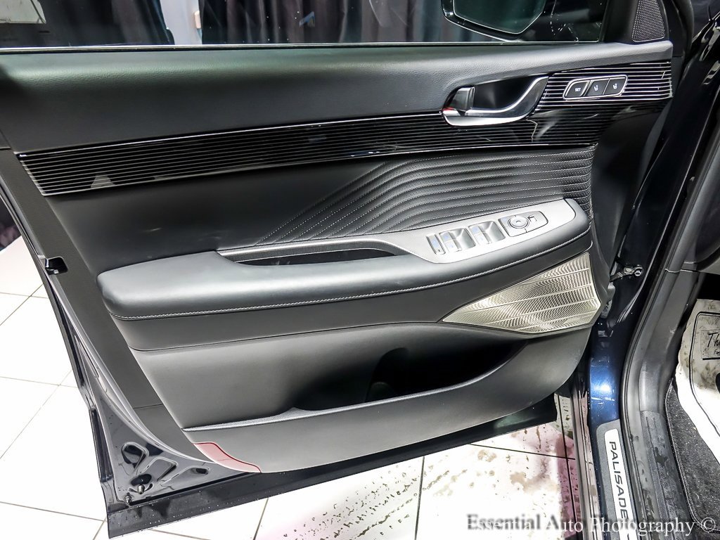 Used 2024 Hyundai Palisade Calligraphy image 31