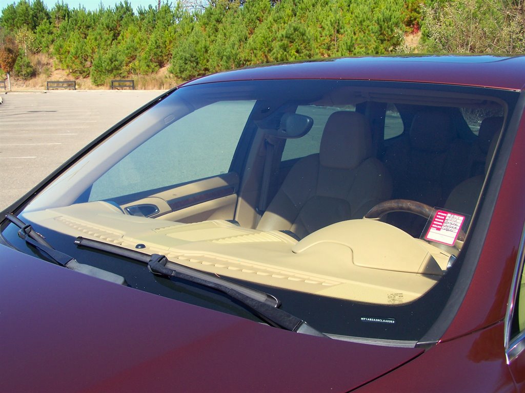 Used 2012 Porsche Cayenne S image 15