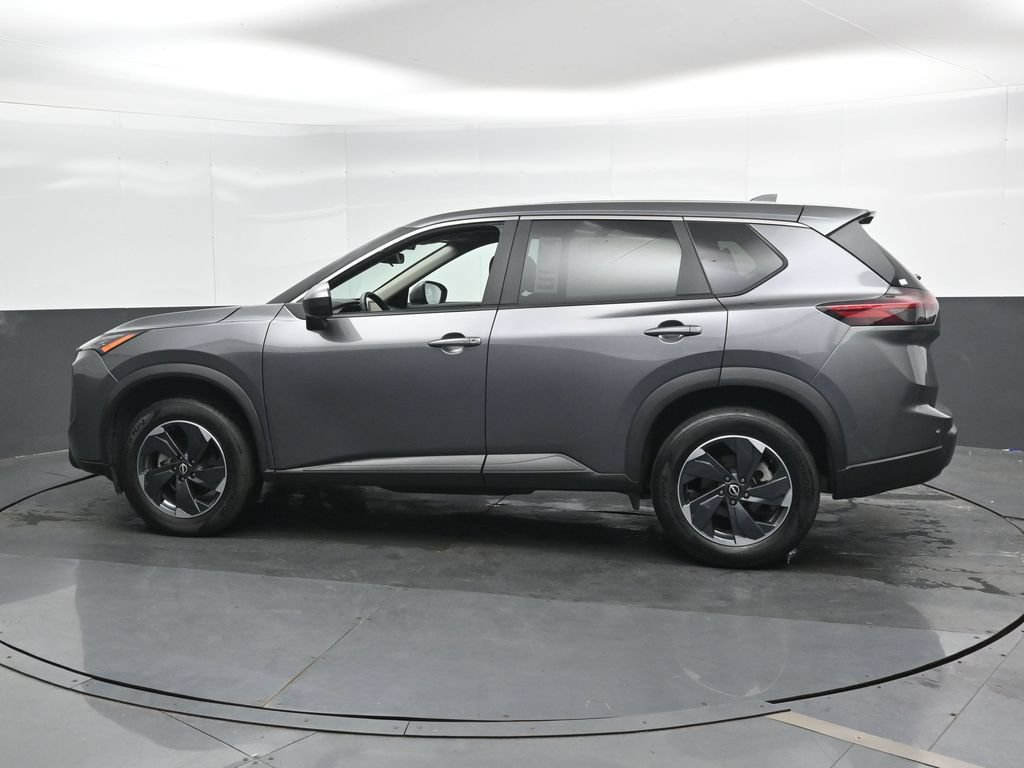 Used 2025 Nissan Rogue SV AWD/4WD image 10