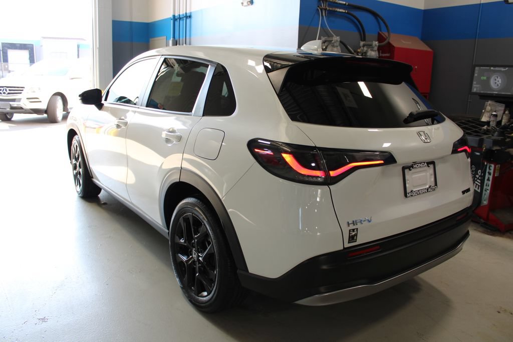 Used 2024 Honda HR-V Sport image 22