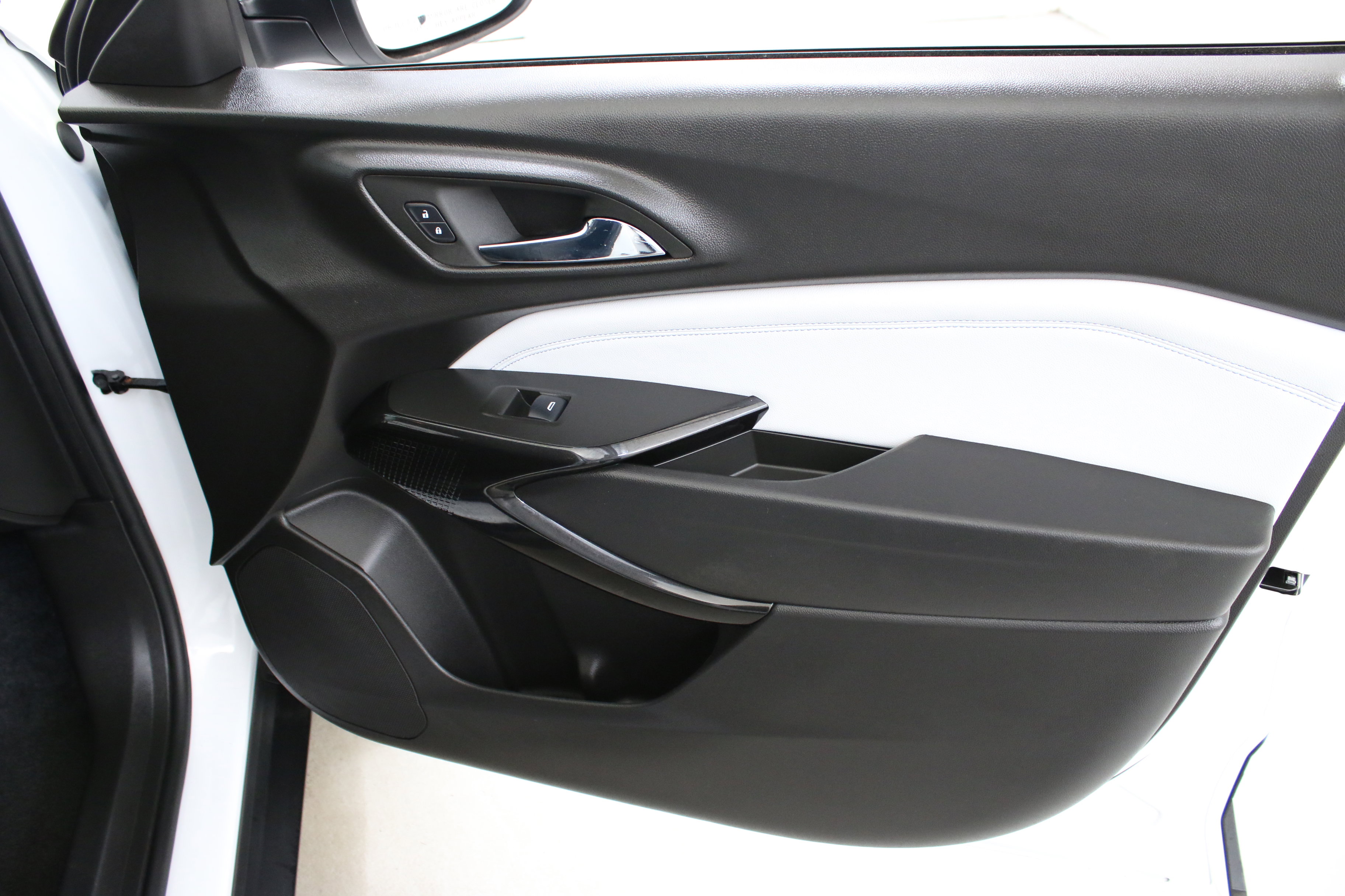 Used 2024 Chevrolet Trax LT image 31