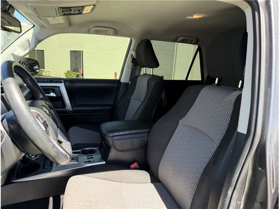 Used 2021 Toyota 4Runner SR5 AWD/4WD image 14