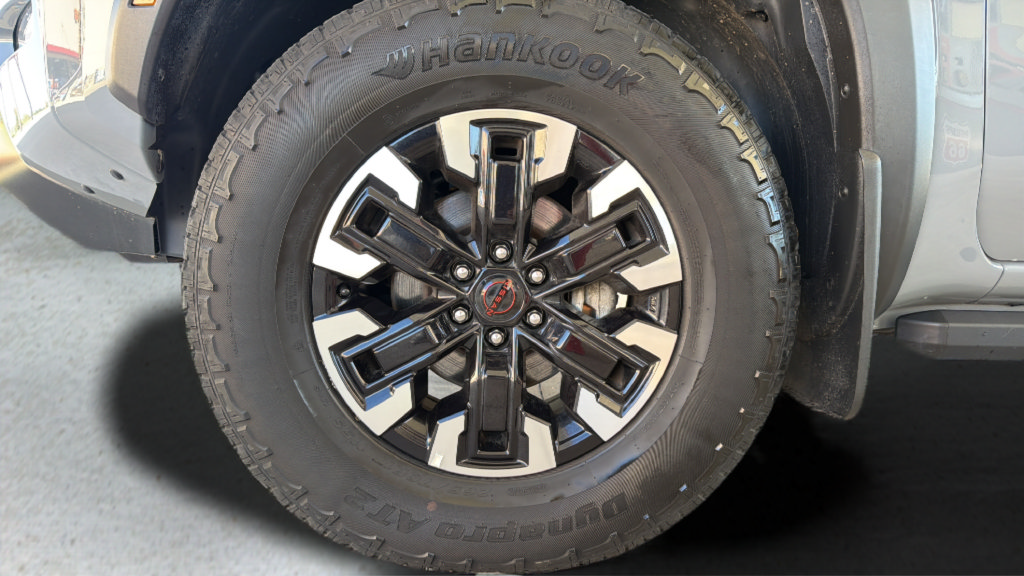 Certified 2023 Nissan Frontier PRO-4X w/ Pro Convenience Package AWD/4WD image 10