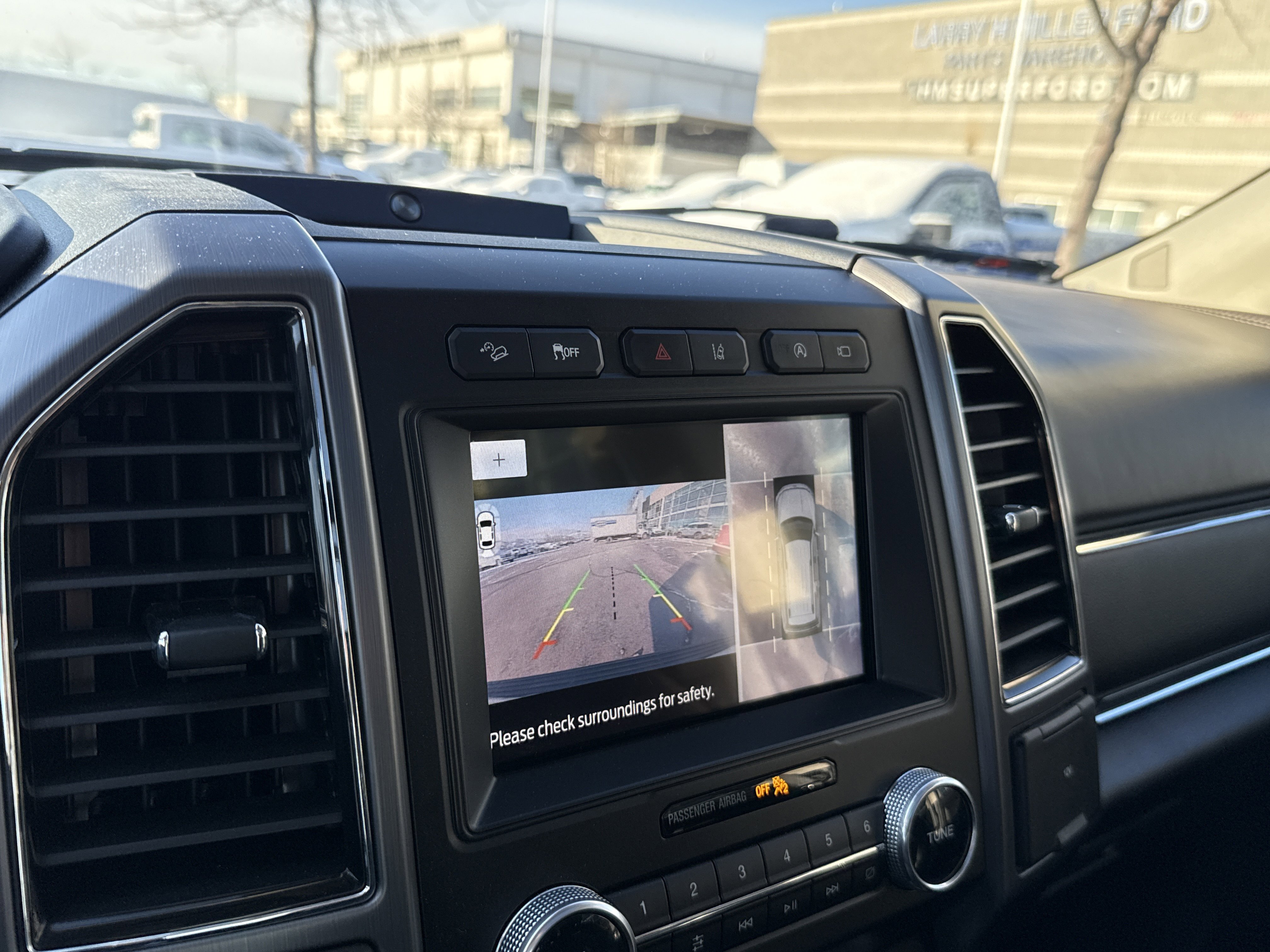 Certified 2021 Ford Expedition Max Platinum image 24