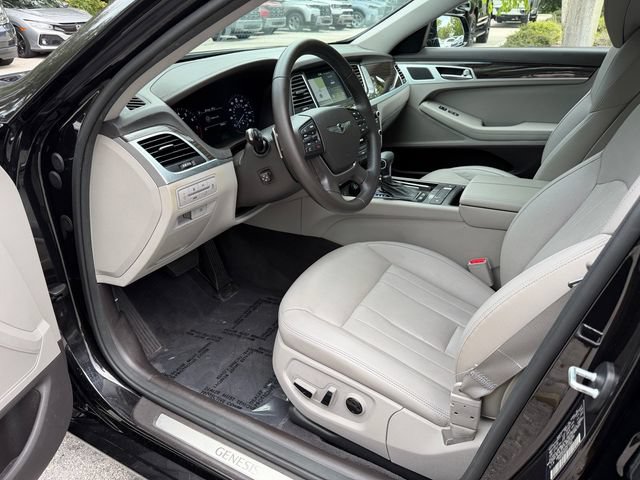 Used 2019 Genesis G80 3.8 RWD image 12
