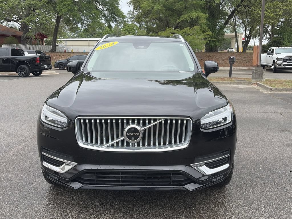 Used 2024 Volvo XC90 B6 Ultimate w/ Protection Package Premier AWD/4WD image 9