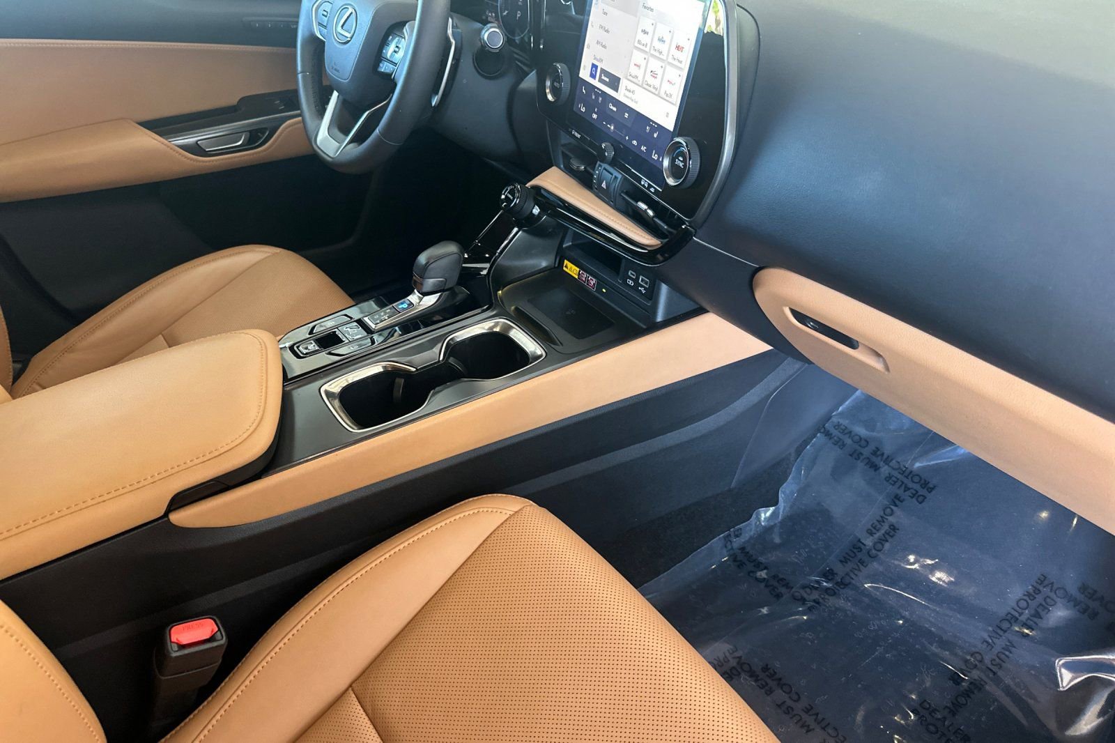 Used 2024 Lexus NX 250 FWD image 18