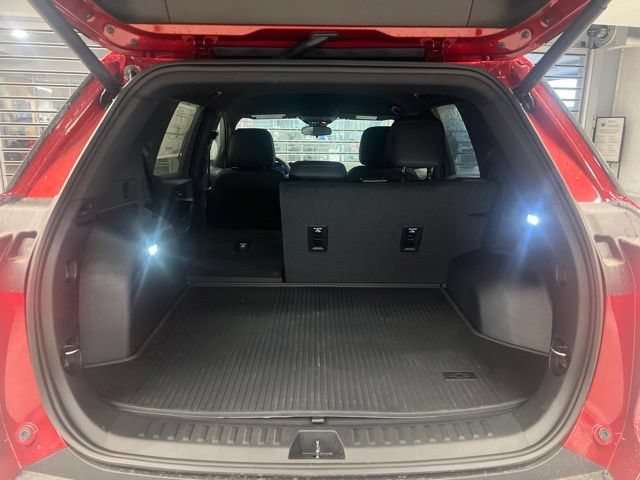 New 2026 Chevrolet Equinox RS w/ Convenience Package III AWD/4WD image 7