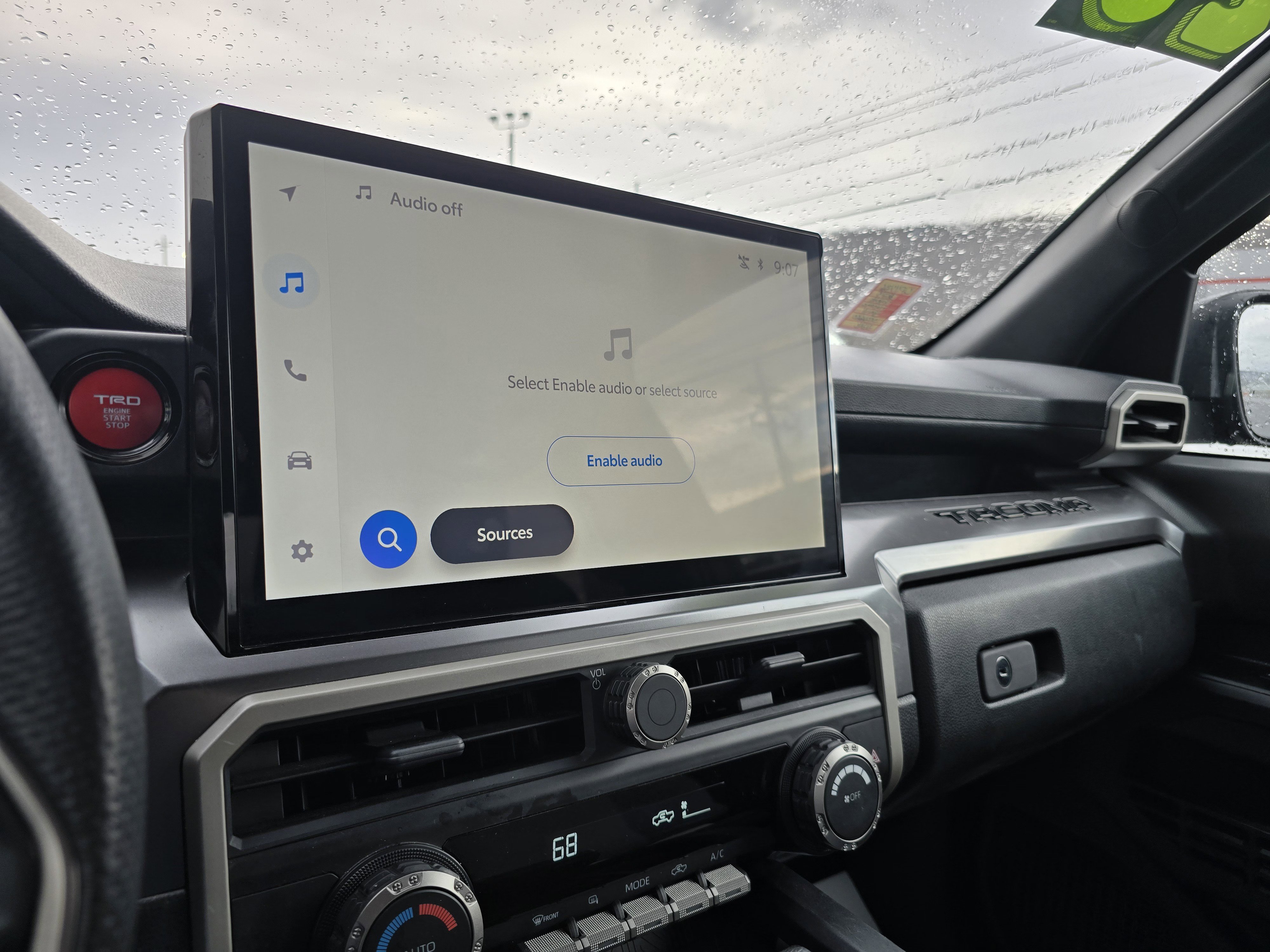 Used 2025 Toyota Tacoma TRD Off-Road image 24