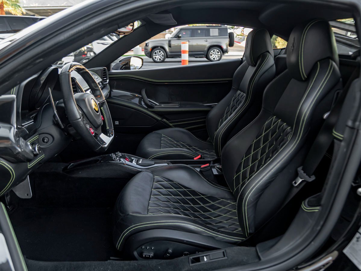 Used 2011 Ferrari 458 Italia Coupe image 13