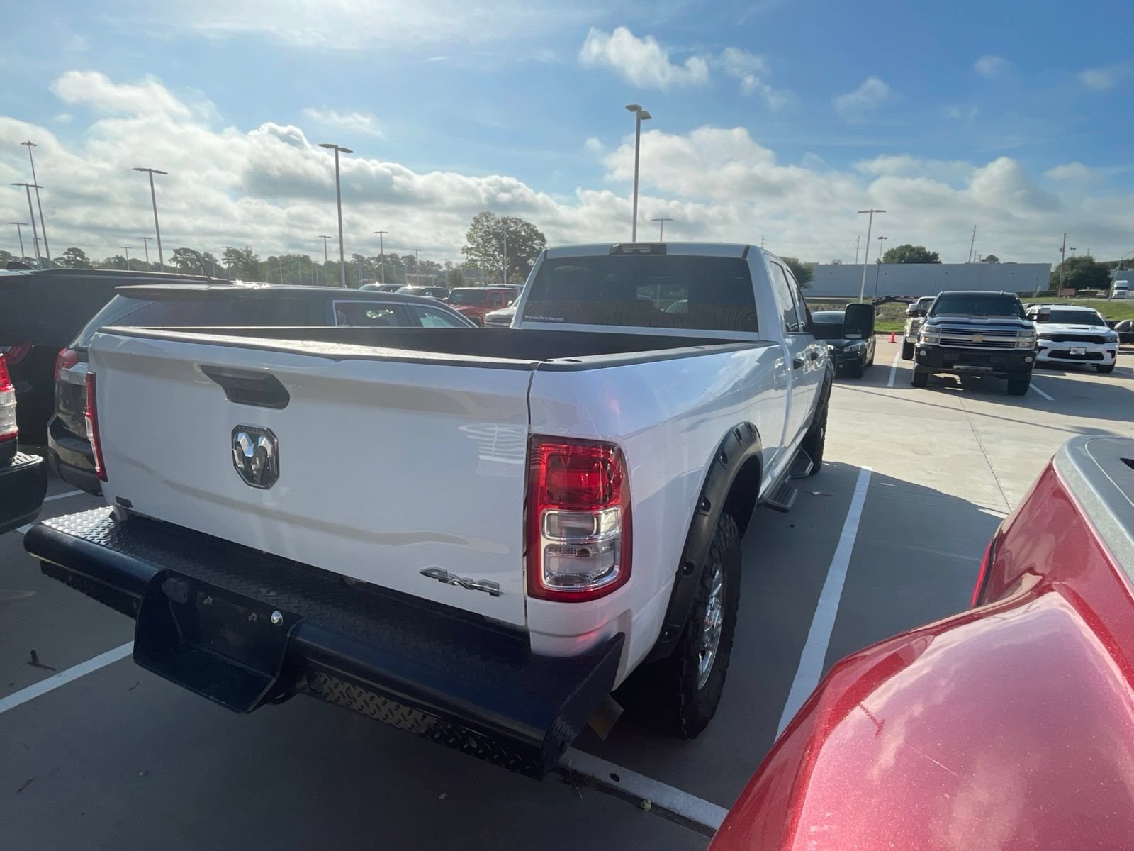 Used 2024 RAM 3500 Tradesman w/ Chrome Appearance Group AWD/4WD image 4
