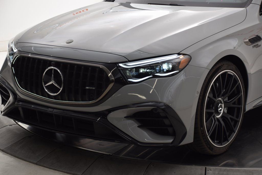 New 2026 Mercedes-Benz E 53 AMG e 4MATIC Sedan image 10