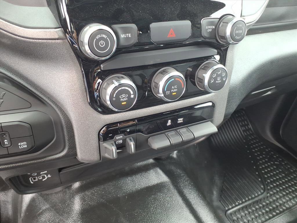 New 2026 RAM 2500 Tradesman w/ Chrome Appearance Group image 15