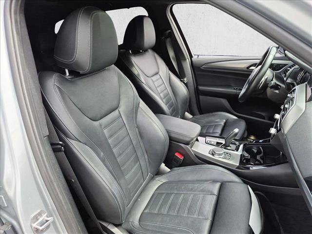 Used 2019 BMW X3 M40i w/ Driving Assistance Package AWD/4WD image 23