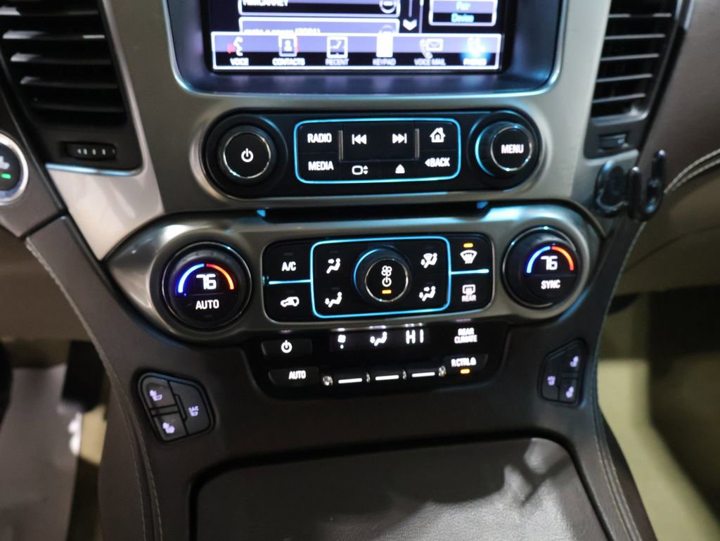 Used 2015 Chevrolet Suburban LTZ AWD/4WD image 30