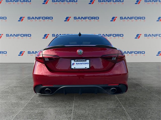 Used 2017 Alfa Romeo Giulia Ti w/ TI 19" Sport Package image 4