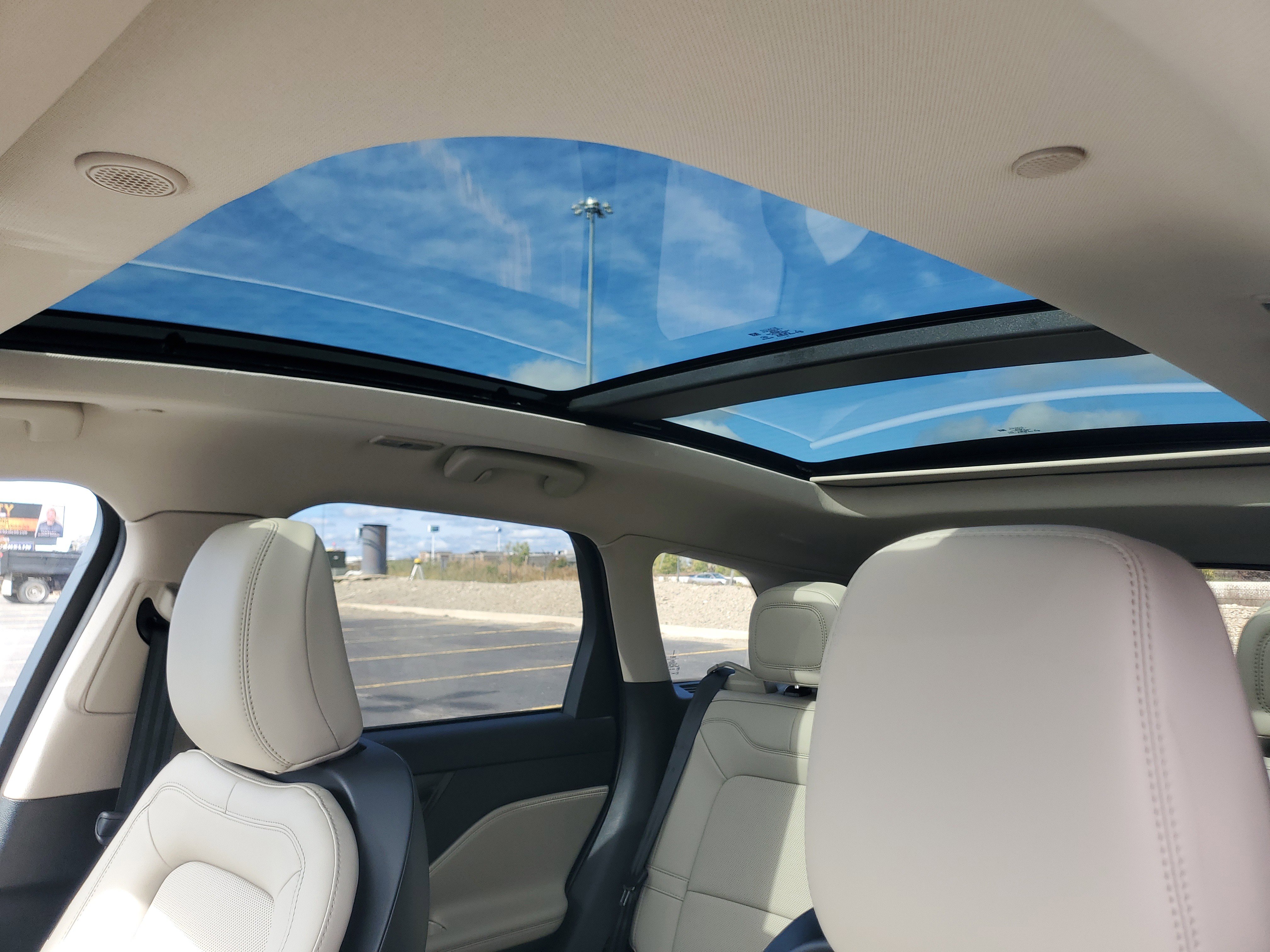 New 2026 Lincoln Corsair Reserve w/ Jet Appearance Package image 11