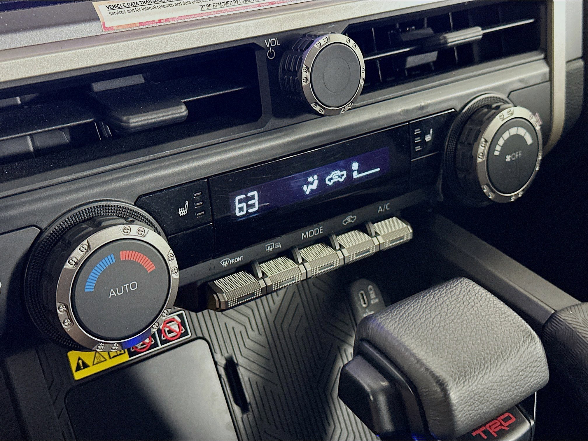 Used 2024 Toyota Tacoma SR5 AWD/4WD image 24