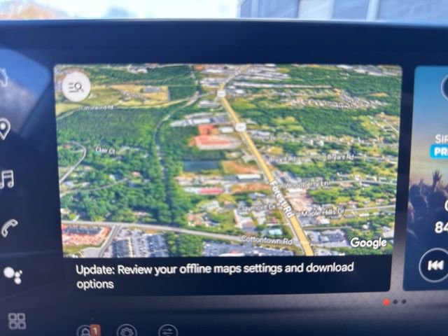 Used 2024 Nissan Rogue SL image 25