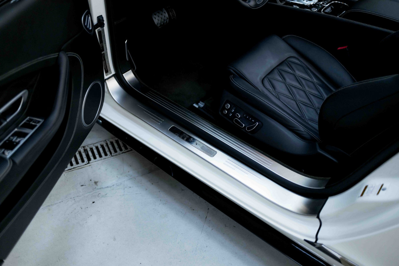 Used 2014 Bentley Continental GT V8 S image 51