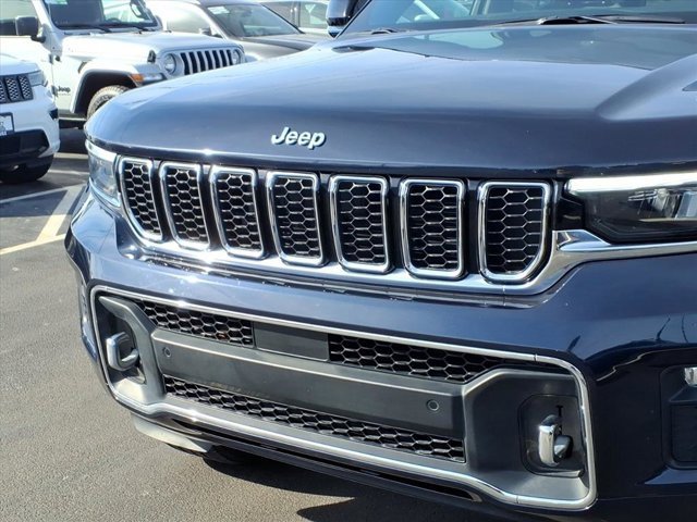 Used 2023 Jeep Grand Cherokee Overland image 34