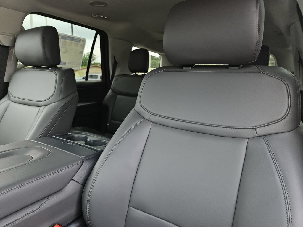 New 2026 Ford Expedition Active RWD image 24