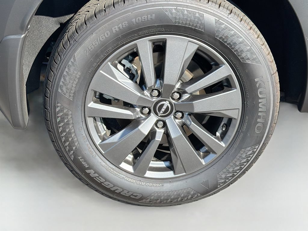 Used 2025 Nissan Pathfinder SV AWD/4WD image 9