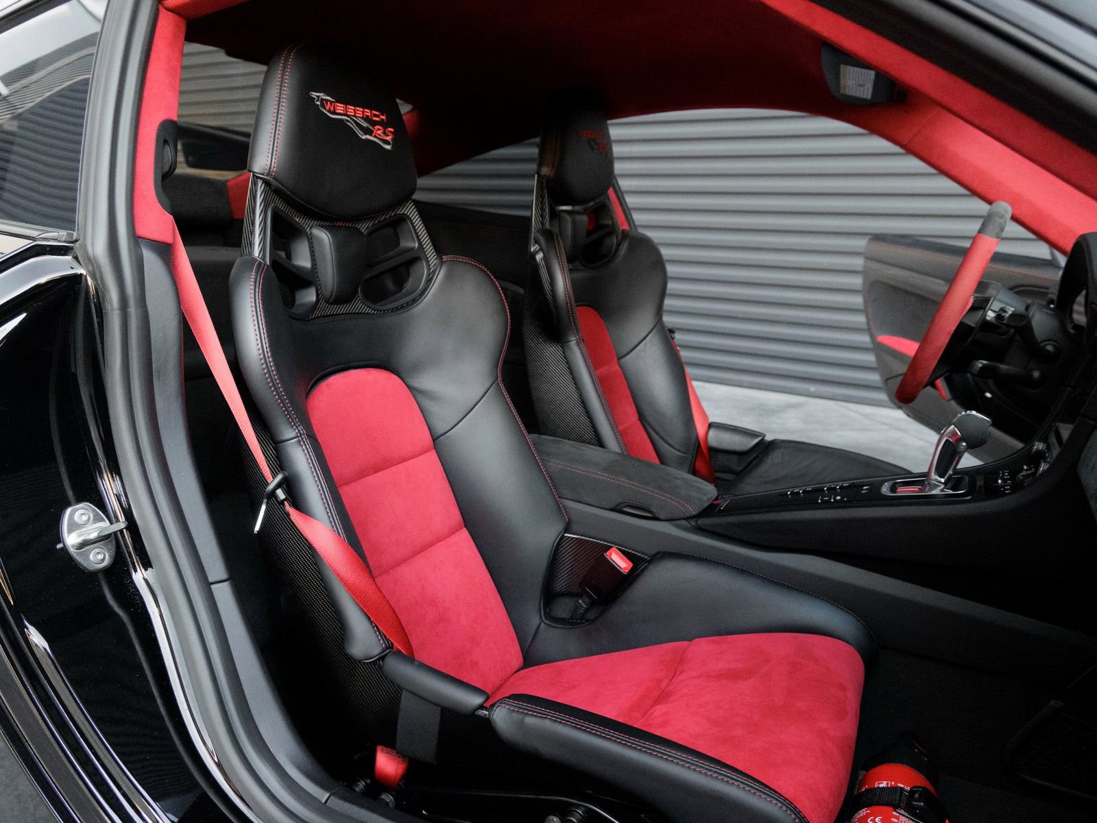 Used 2018 Porsche 911 GT2 RS image 35