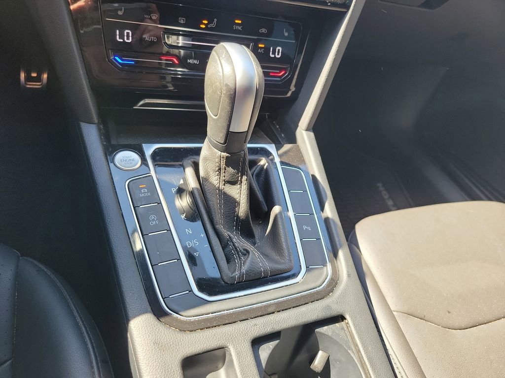 Used 2022 Volkswagen Arteon SE w/ Arteon MDO Package FWD image 15