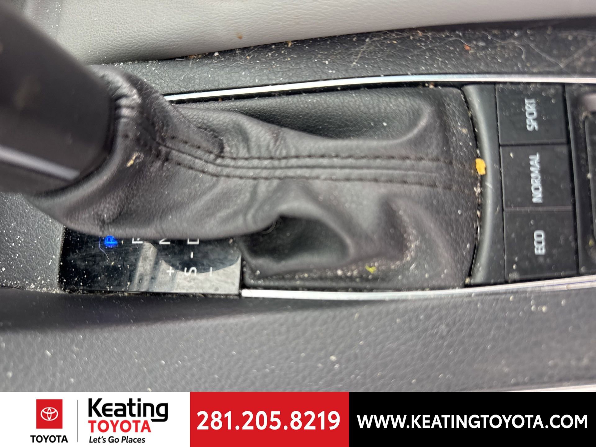 Used 2022 Toyota Avalon XLE image 23